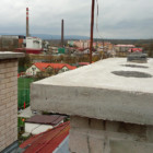Byly zachovány průduchy i s původními vložkami od plynových spotřebičů. Byly zachovány průduchy i s původními vložkami od plynových spotřebičů.